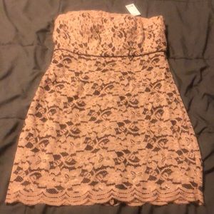 Diane von Furstenberg Nude/ Black lace dress!